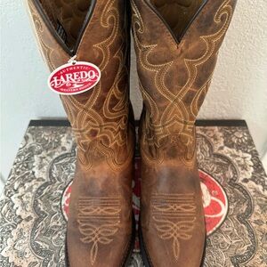 Laredo Women’s Distressed Brown R-Toe Cowboy Boots